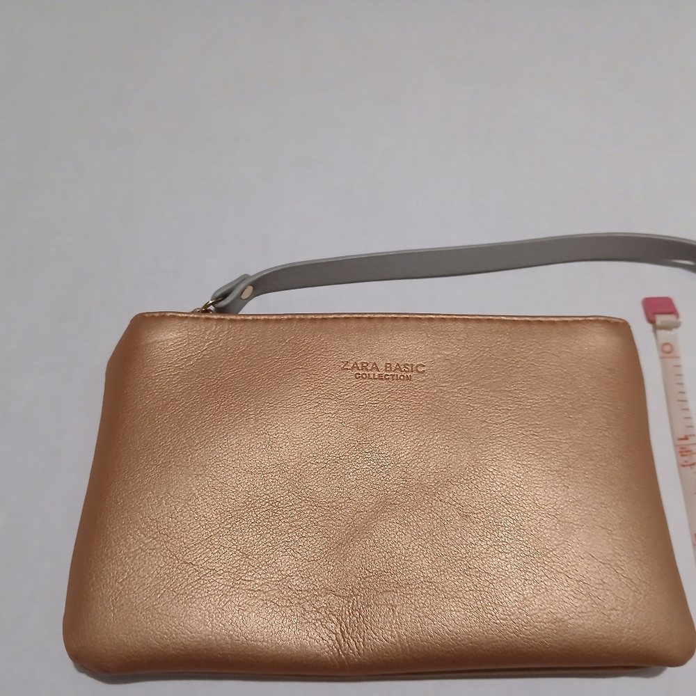 Zara Basic Collection Gold Tone Small Wristlet Zi… - image 6
